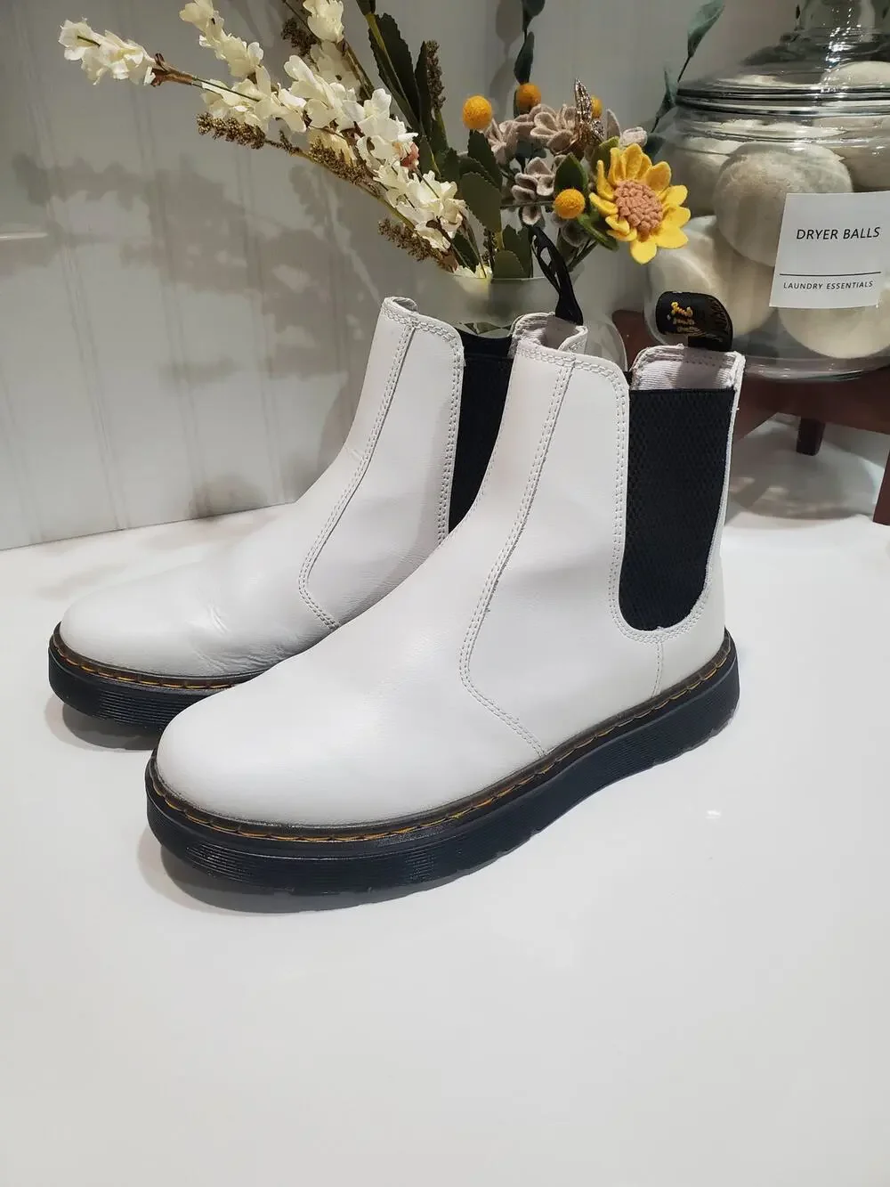 Dr. Matten's Womens White Leather Boots size 8